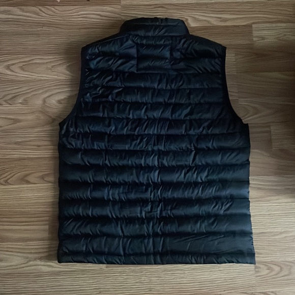 Aeropostale Men’s Vest - Picture 2 of 3